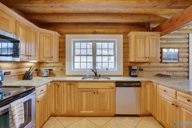 195 Benson Road, Scottsboro, AL 35769
