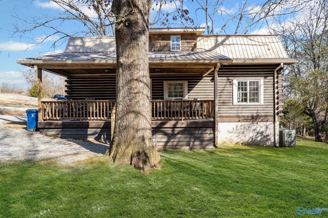 195 Benson Road, Scottsboro, AL 35769