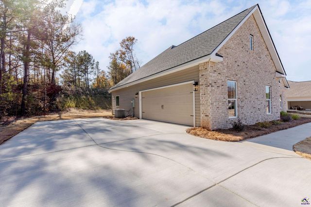 105 Parker Lane, Centerville, GA 31028