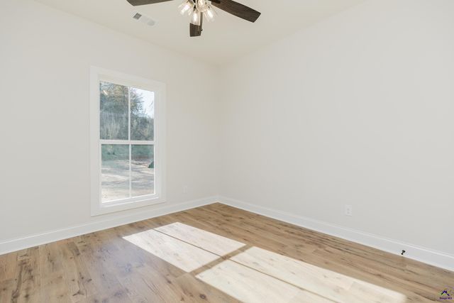 105 Parker Lane, Centerville, GA 31028