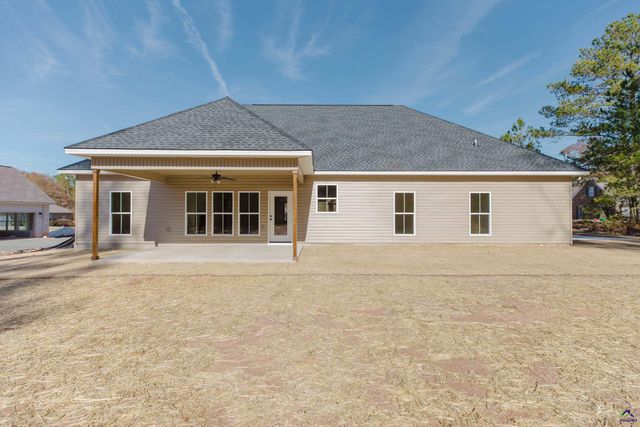 105 Parker Lane, Centerville, GA 31028