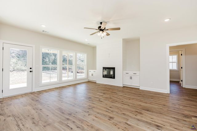 105 Parker Lane, Centerville, GA 31028