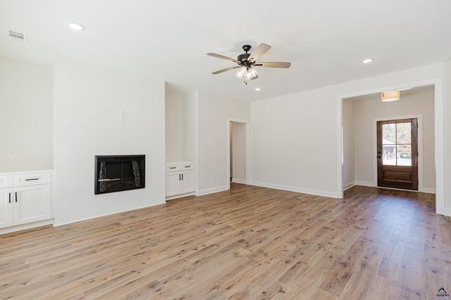 105 Parker Lane, Centerville, GA 31028