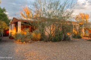 539 S Irving Avenue, Tucson, AZ 85711