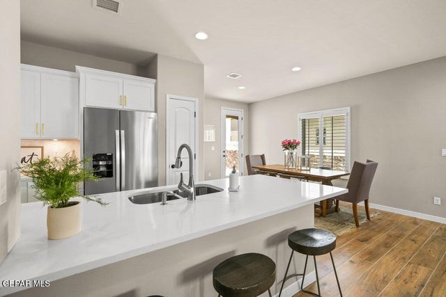 913 Raegil Street, El Paso, TX 79928