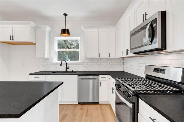 5171 Fairland Drive, Mobile, AL 36619