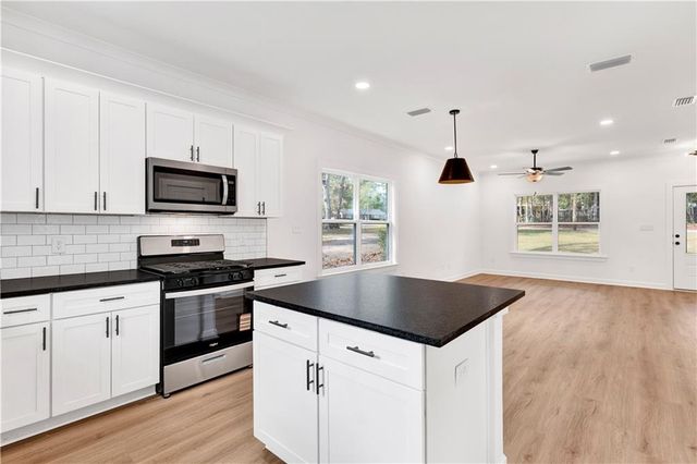 5171 Fairland Drive, Mobile, AL 36619