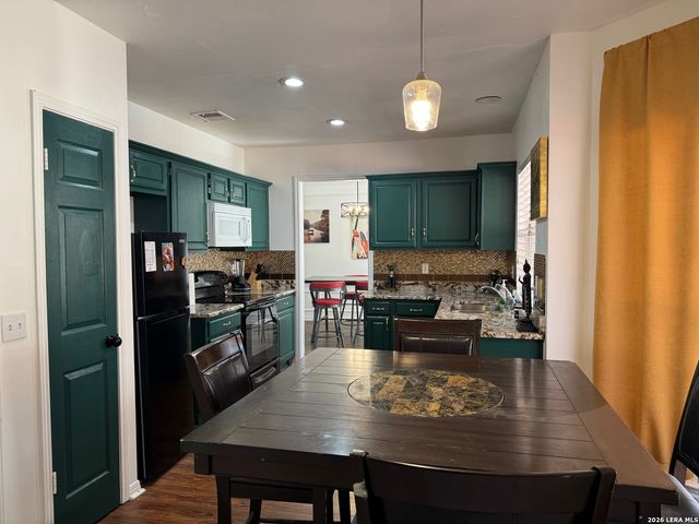 9911 Abe Lincoln, San Antonio, TX 78240