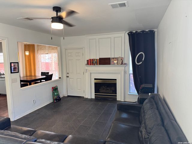 9911 Abe Lincoln, San Antonio, TX 78240