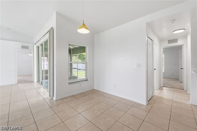 202 SW 11th TER, Cape Coral, FL 33991