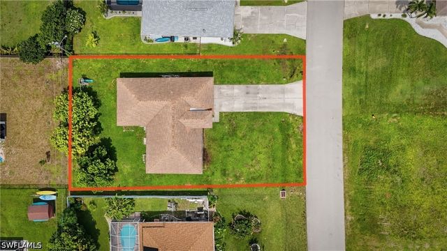202 SW 11th TER, Cape Coral, FL 33991