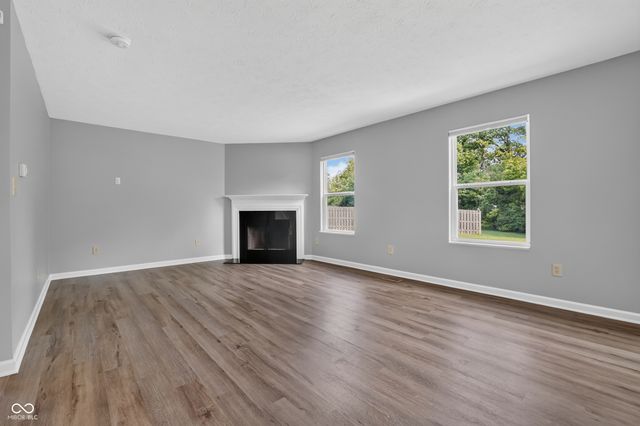 3102 Bent Timber, Indianapolis, IN 46268