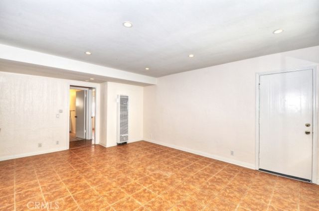 250 Cliff Drive 8, Laguna Beach, CA 92651