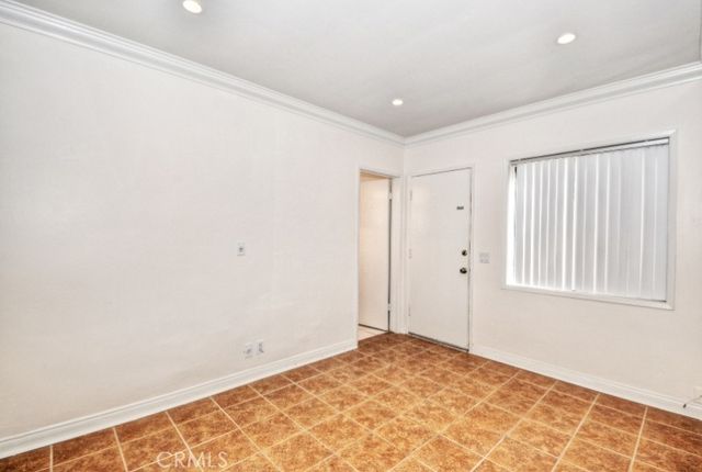 250 Cliff Drive 8, Laguna Beach, CA 92651
