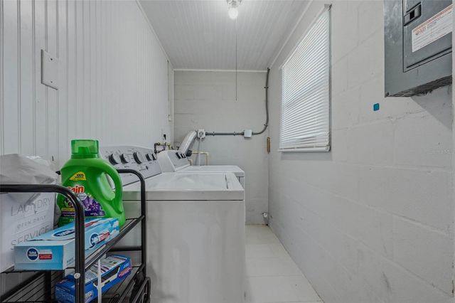 10480 111TH AVENUE, Largo, FL 33773