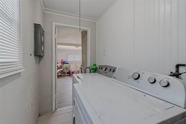 10480 111TH AVENUE, Largo, FL 33773