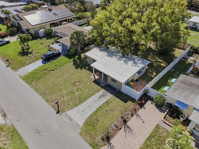 10480 111TH AVENUE, Largo, FL 33773