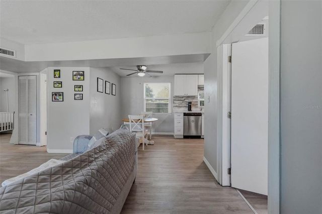 10480 111TH AVENUE, Largo, FL 33773