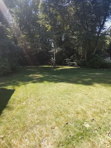 24 North Avenue, North Haven, CT 06473