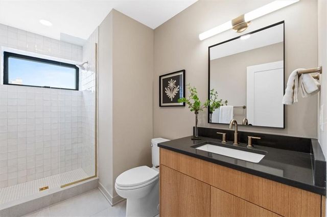 1923 Locust Street, Kansas City, MO 64108