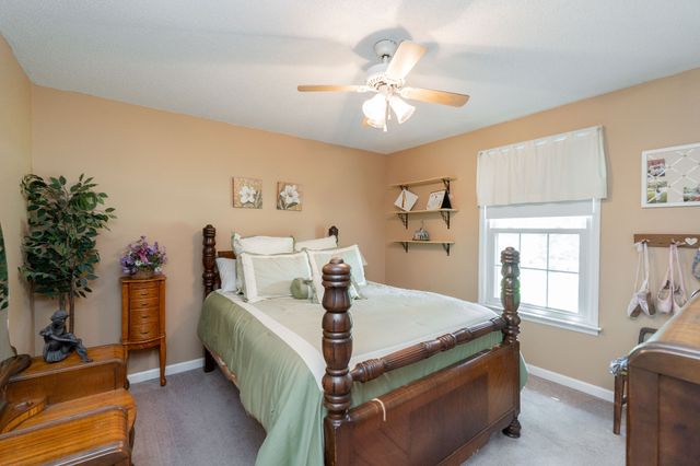 2003 Julie Dr, Mount Juliet, TN 37122