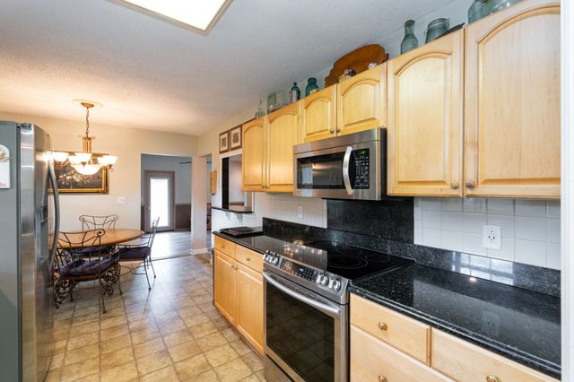 2003 Julie Dr, Mount Juliet, TN 37122