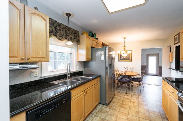 2003 Julie Dr, Mount Juliet, TN 37122