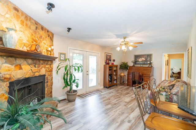 2003 Julie Dr, Mount Juliet, TN 37122