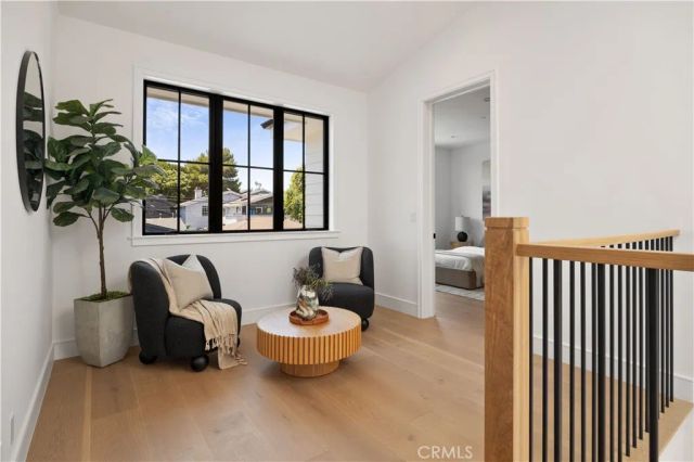 1013 10th Street, Manhattan Beach, CA 90266