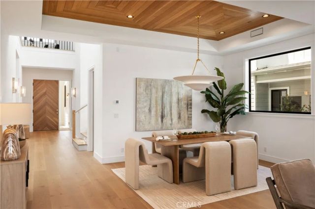 1013 10th Street, Manhattan Beach, CA 90266