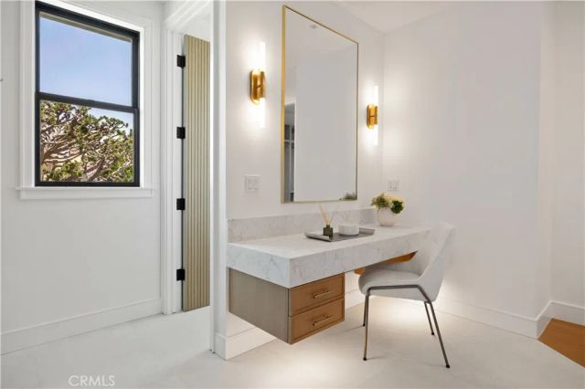 1013 10th Street, Manhattan Beach, CA 90266
