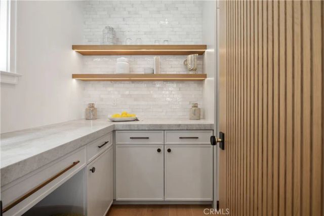 1013 10th Street, Manhattan Beach, CA 90266