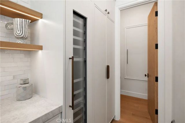 1013 10th Street, Manhattan Beach, CA 90266