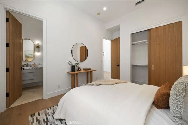 1013 10th Street, Manhattan Beach, CA 90266