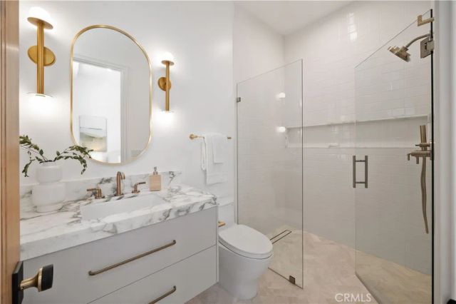 1013 10th Street, Manhattan Beach, CA 90266