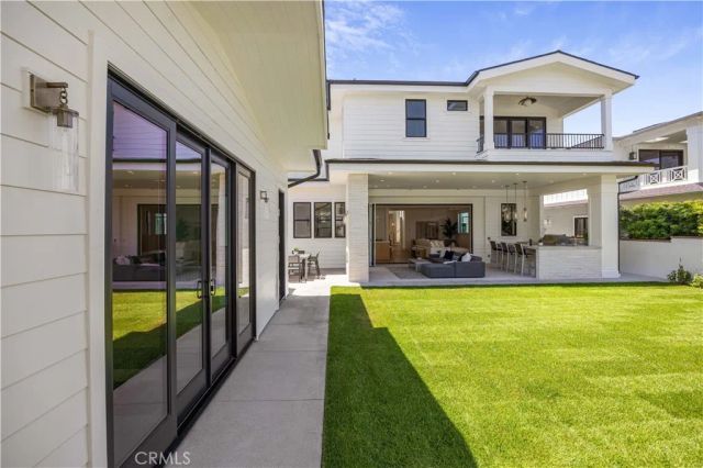 1013 10th Street, Manhattan Beach, CA 90266