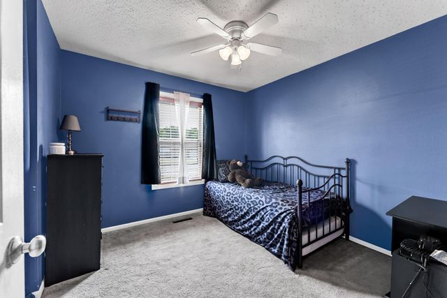 411 Arrowhead Road, Willard, MO 65781