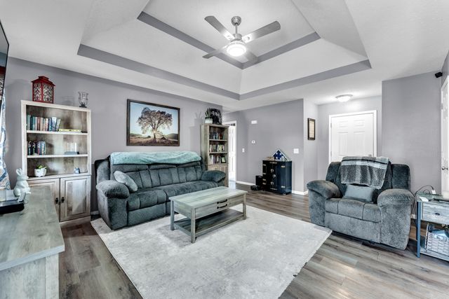 411 Arrowhead Road, Willard, MO 65781