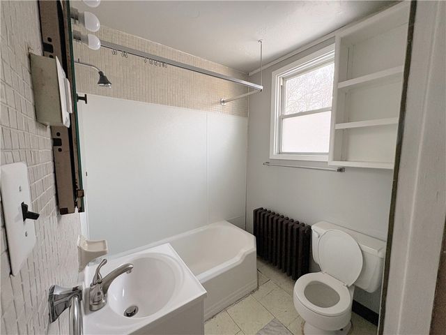 1604 Ridge Ave 2, Braddock, PA 15104