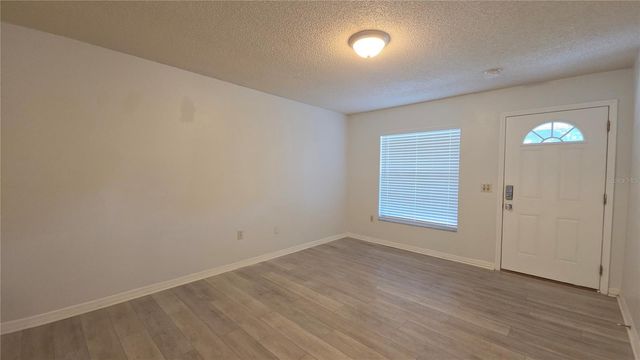652 W MINNESOTA AVENUE, Deland, FL 32720