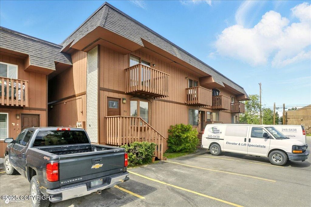 4511 Folker Street, Anchorage, AK 99507