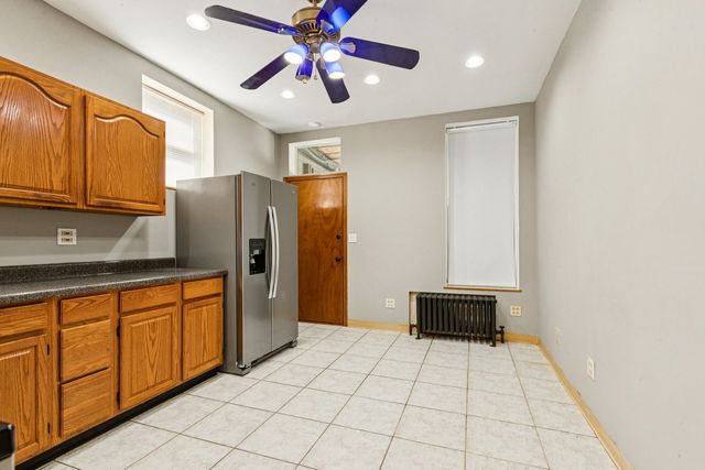 840 N California Avenue, Chicago, IL 60622