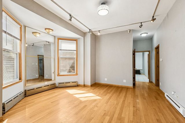 840 N California Avenue, Chicago, IL 60622