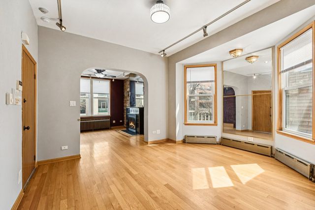 840 N California Avenue, Chicago, IL 60622