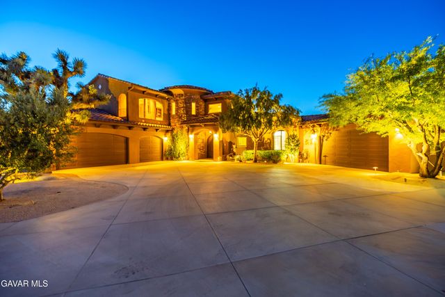 3211 Paddock Way, Quartz Hill, CA 93536