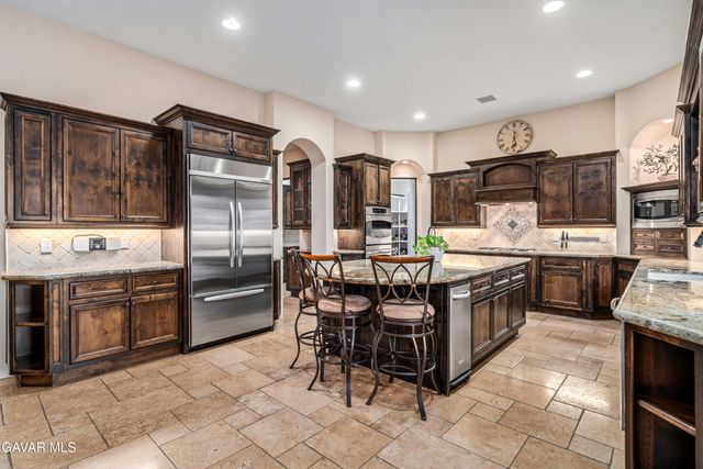 3211 Paddock Way, Quartz Hill, CA 93536