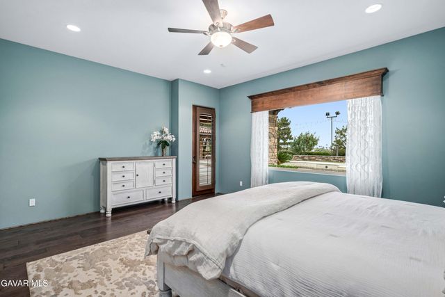 3211 Paddock Way, Quartz Hill, CA 93536