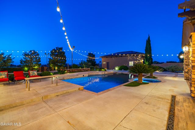 3211 Paddock Way, Quartz Hill, CA 93536