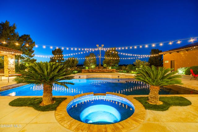 3211 Paddock Way, Quartz Hill, CA 93536