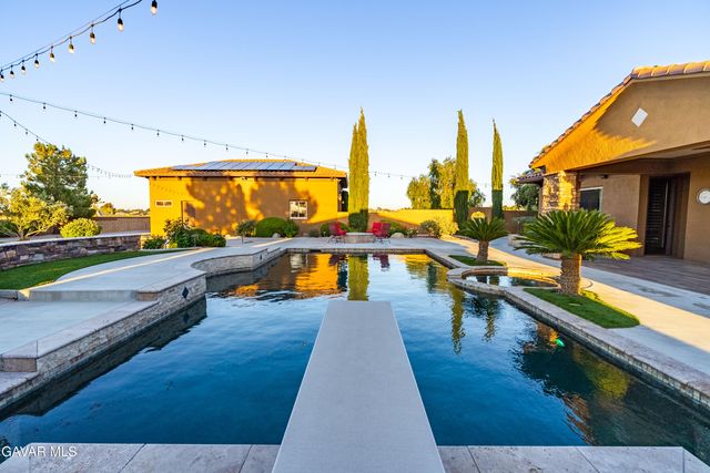 3211 Paddock Way, Quartz Hill, CA 93536